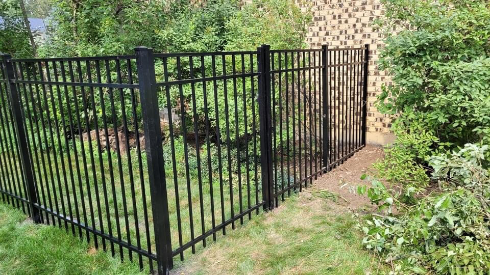 Aluminum Fence Company Lake Zurich Illinois