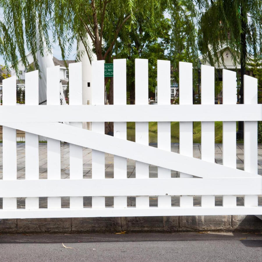 Vinyl Fence Company Lake Zurich